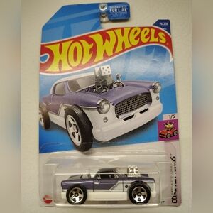 The Nash Hot Wheels Compact Kings Series 1/5 Purple